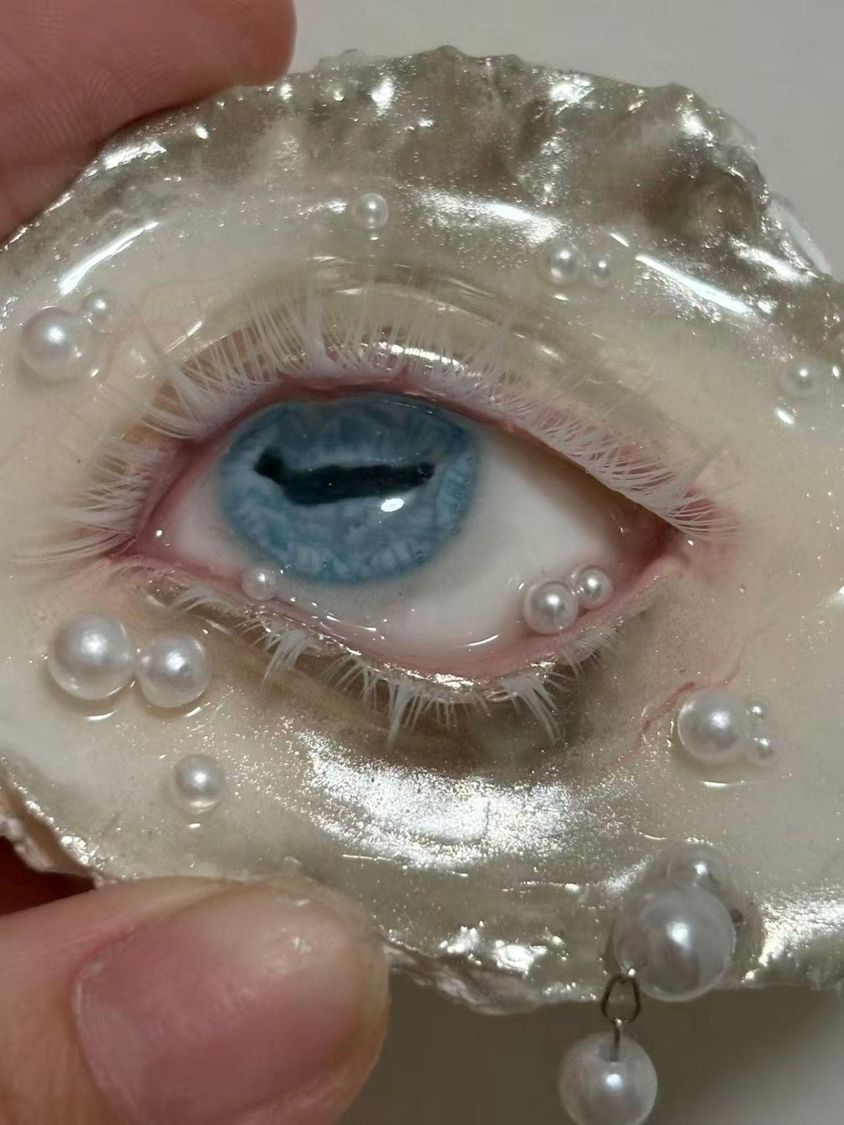 Blue oyster eye — close-up of finished faux pearl details